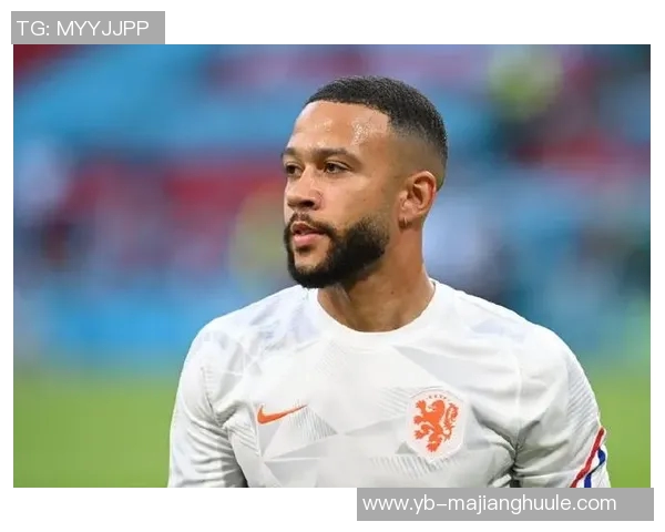 德佩替补席开怀大笑心态超好即便科林蒂安0-1落后依然乐观面对比赛 德佩替补席开怀大笑心态超好即便科林蒂安0-1落后依然乐观面对比赛