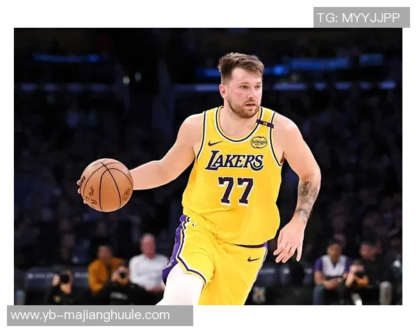 东契奇与里夫斯联手创造罚球新纪录湖人比赛表现令人失望 东契奇与里夫斯联手创造罚球新纪录湖人比赛表现令人失望