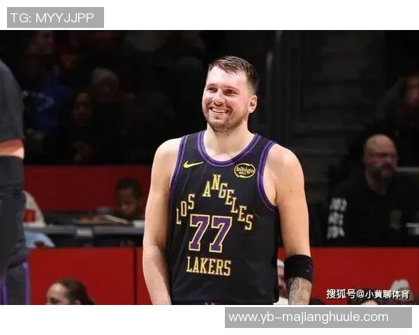 里夫斯提前退赛称东契奇为球队最佳进攻核心强调对他的依赖 里夫斯提前退赛称东契奇为球队最佳进攻核心强调对他的依赖